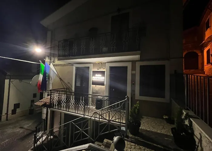 Castel Di Sangro Suite Apartment