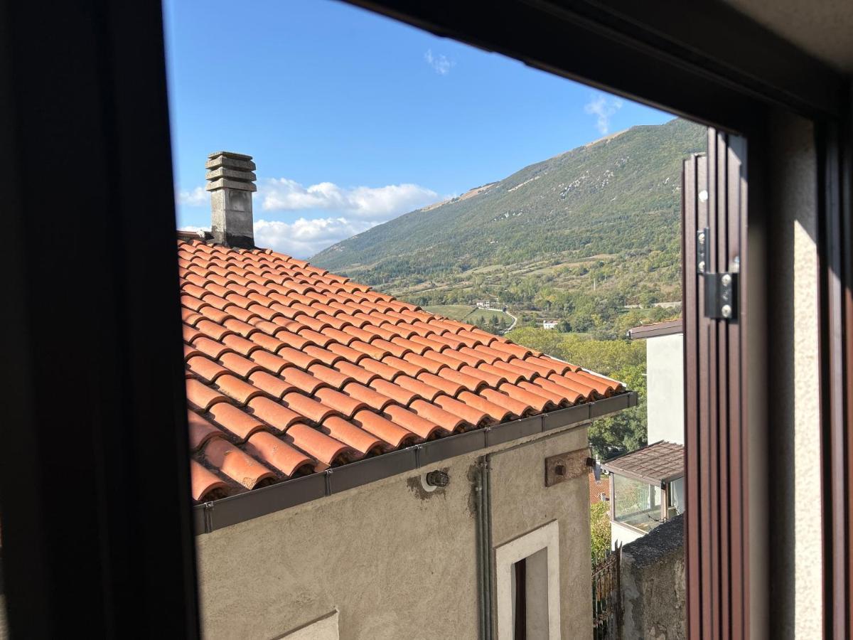 Castel Di Sangro Suite Apartment *