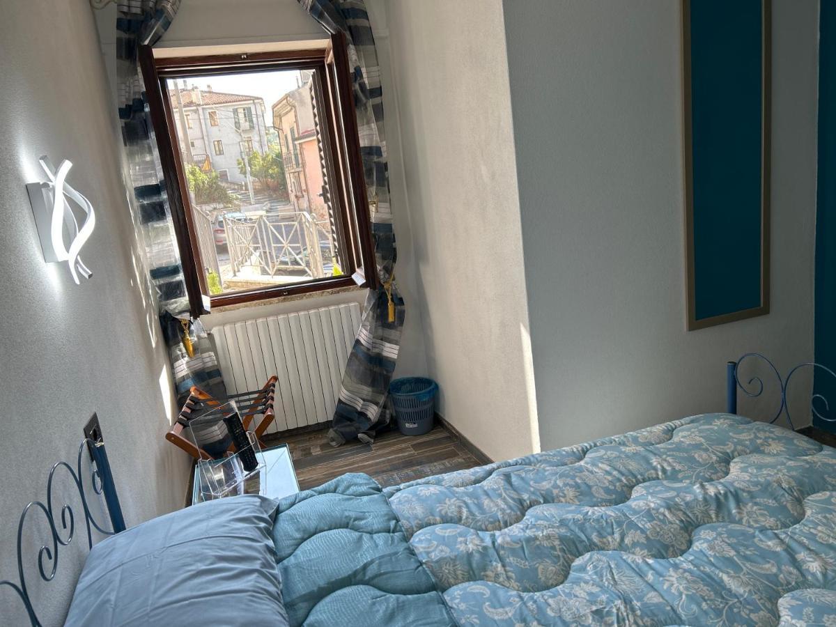 Castel Di Sangro Suite Apartment Castel Di Sangro