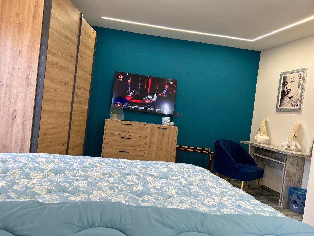 Castel Di Sangro Suite Apartment *